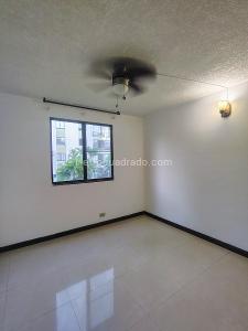Apartamento en venta en Multicentro, Cali · foto 9 de 16