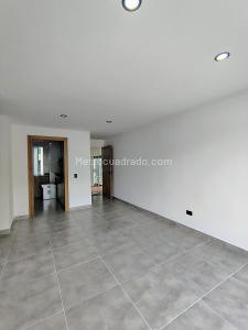 Apartamento en venta en El Refugio, Cali · foto 2 de 15