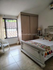 Casa de 5 alcobas en venta en El Refugio, Cali, 250 m² · foto 13 de 20
