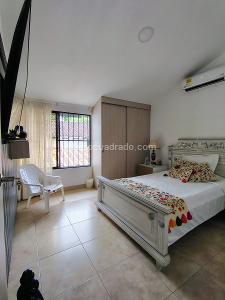 Casa de 5 alcobas en venta en El Refugio, Cali, 250 m² · foto 15 de 20