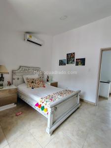 Casa de 5 alcobas en venta en El Refugio, Cali, 250 m² · foto 16 de 20