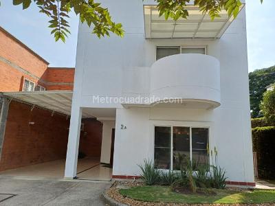 Casa en Arriendo, Parcelaciones Pance, Cali