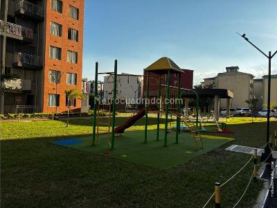 Apartamento de 3 alcobas en venta en La Alborada, Cali, 50 m² · foto 17 de 20