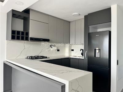 Apartamento de 3 alcobas en venta en La Alborada, Cali, 50 m² · foto 3 de 20