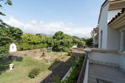 Casa de 5 alcobas en venta en El Limonar, Cali, 1204 m² · foto 19 de 20