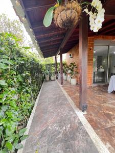 Casa de 3 alcobas en venta en Ciudad Jardin, Cali, 191 m² · foto 3 de 18