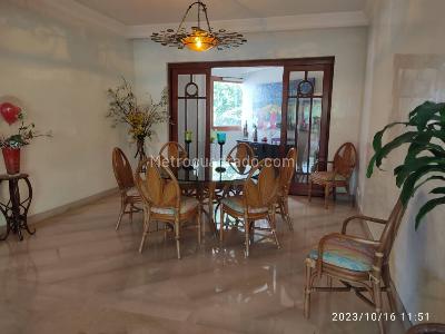 Apartamento de 3 alcobas en venta en Santa Teresita, Cali, 414 m² · foto 2 de 12