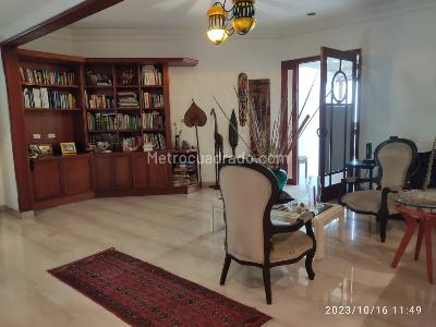 Apartamento de 3 alcobas en venta en Santa Teresita, Cali, 414 m² · foto 4 de 12