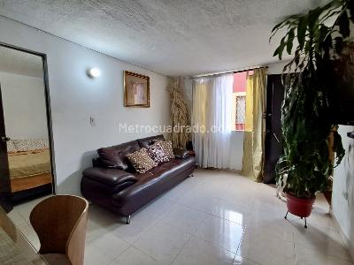 Apartamento de 3 alcobas en venta en Puente Del Comercio, Cali, 53 m² · foto 2 de 15
