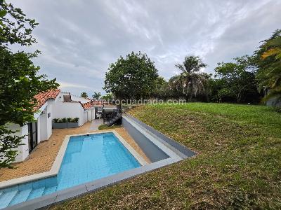 Casa de 4 alcobas en venta en Ciudad Jardin, Cali, 1086 m² · foto 13 de 20