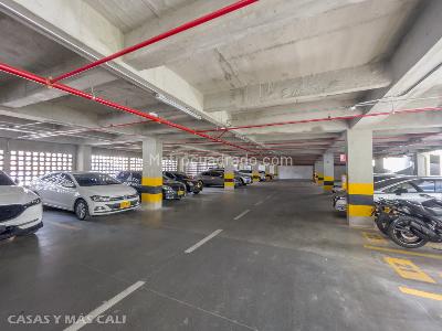 Apartamento de 1 alcoba en venta en Chipichape, Cali, 30 m² · foto 2 de 17