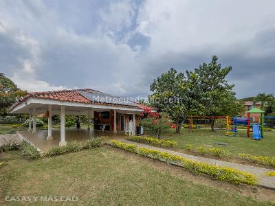 Casa de 4 alcobas en venta en El Castillo, Cali, 135 m² · foto 4 de 20