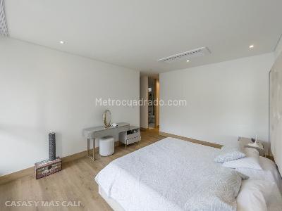 Apartamento de 3 alcobas en venta en Normandia, Cali, 208 m² · foto 9 de 20