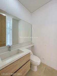Apartamento de 3 alcobas en venta en Chipichape, Cali, 217 m² · foto 9 de 19