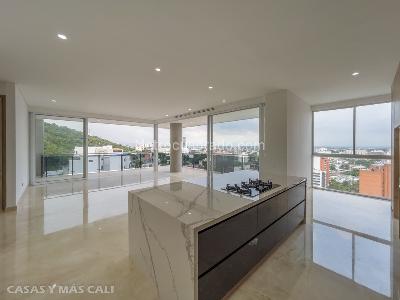 Apartamento de 3 alcobas en venta en Chipichape, Cali, 217 m² · foto 2 de 20