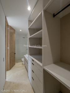 Apartamento de 3 alcobas en venta en Chipichape, Cali, 217 m² · foto 17 de 20