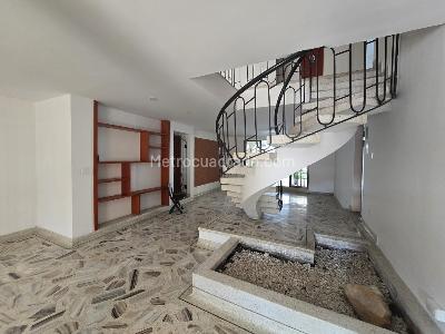 Casa de 5 alcobas en venta en Ciudad Jardin, Cali, 480 m² · foto 5 de 20