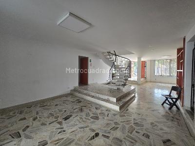 Casa de 5 alcobas en venta en Ciudad Jardin, Cali, 480 m² · foto 14 de 20