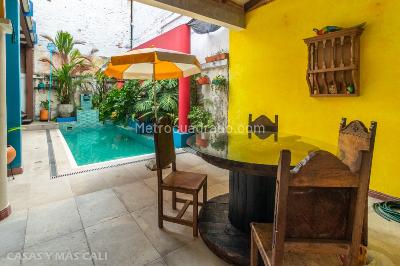 Casa de 4 alcobas en venta en Miraflores, Cali, 352 m² · foto 7 de 20