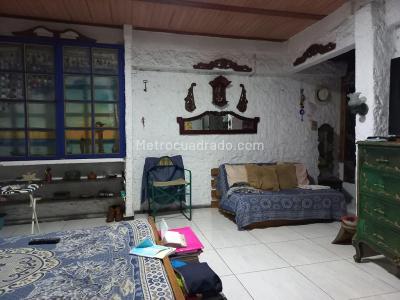 Casa de 5 alcobas en venta en Vipasa, Cali, 278 m² · foto 8 de 12
