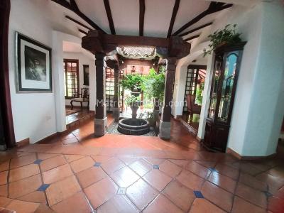 Casa de 5 alcobas en venta en Ciudad Jardin, Cali, 344 m² · foto 10 de 20