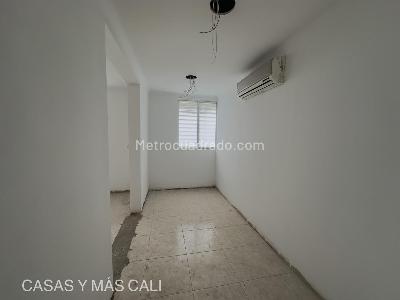 Casa de 5 alcobas en venta en Tequendama, Cali, 300 m² · foto 6 de 12