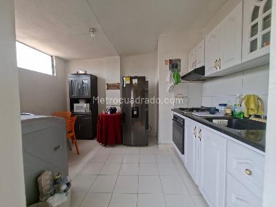 Apartamento en venta en El Limonar, Cali · foto 7 de 13