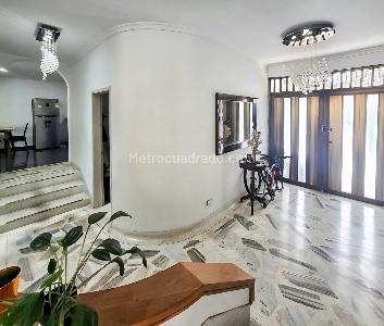 Casa de 5 alcobas en venta en Mirriñao, Palmira, 398 m² · foto 14 de 20