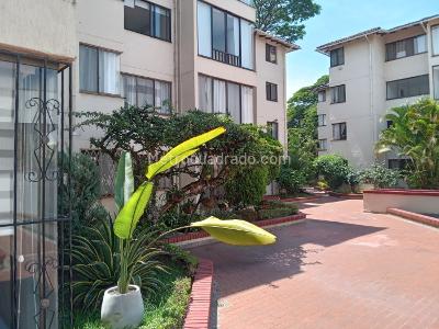 Apartamento en venta en Ciudad Jardin, Cali · foto 18 de 20