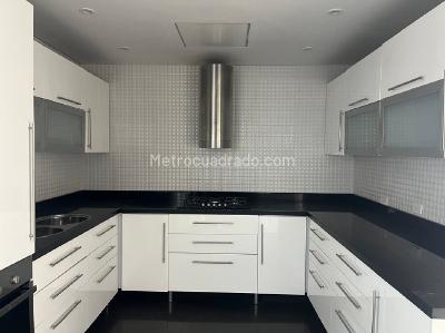 Apartamento de 4 alcobas en venta en Normandia, Cali, 247 m² · foto 4 de 16
