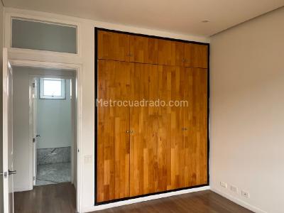 Apartamento de 4 alcobas en venta en Normandia, Cali, 247 m² · foto 9 de 16