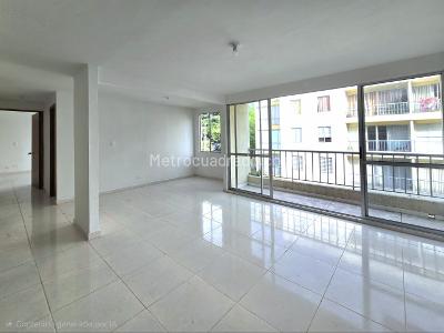 Apartamento de 2 alcobas en venta en Mirriñao, Palmira, 66 m² · foto 4 de 20