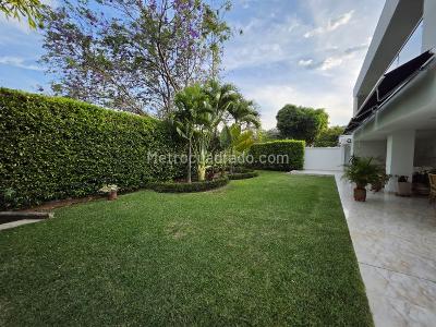 Casa de 5 alcobas en venta en Ciudad Jardin, Cali, 289 m² · foto 14 de 20