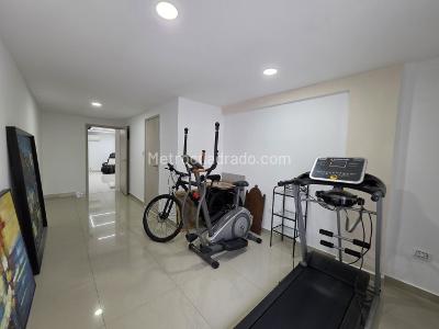Casa de 5 alcobas en venta en Ciudad Jardin, Cali, 289 m² · foto 8 de 20