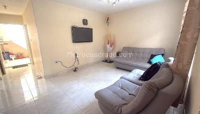 Apartamento en venta en Colseguros, Cali · foto 3 de 20