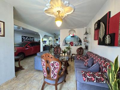 Casa de 5 alcobas en venta en Salomia, Cali, 270 m² · foto 5 de 20