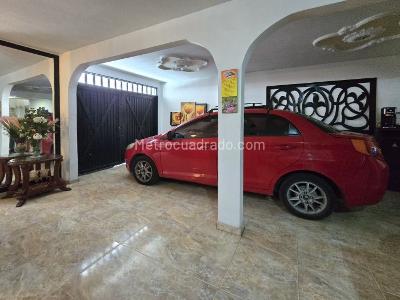 Casa de 5 alcobas en venta en Salomia, Cali, 270 m² · foto 6 de 20