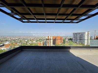 Casa de 4 alcobas en venta en Cristales, Cali, 1293 m² · foto 11 de 20