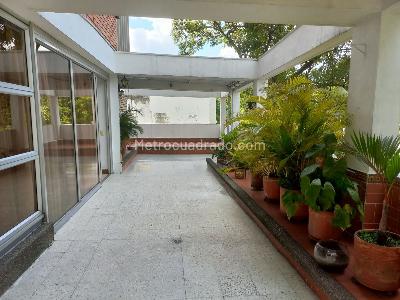 Apartamento de 4 alcobas en venta en San Vicente, Cali, 216 m² · foto 12 de 18