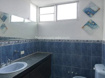 Apartamento en venta en Versalles, Cali · foto 8 de 19