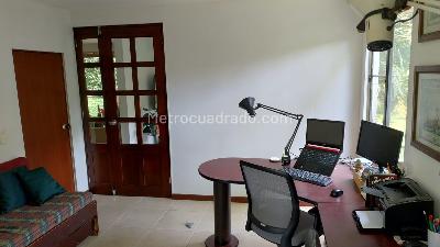 Casa de 5 alcobas en venta en Parcelaciones Pance, Cali, 226 m² · foto 5 de 19