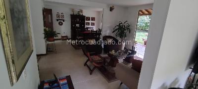 Casa de 5 alcobas en venta en Parcelaciones Pance, Cali, 226 m² · foto 7 de 19
