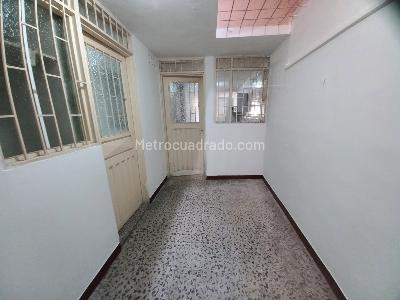 Apartamento de 3 alcobas en venta en Nacional, Ibagué, 61 m² · foto 8 de 19