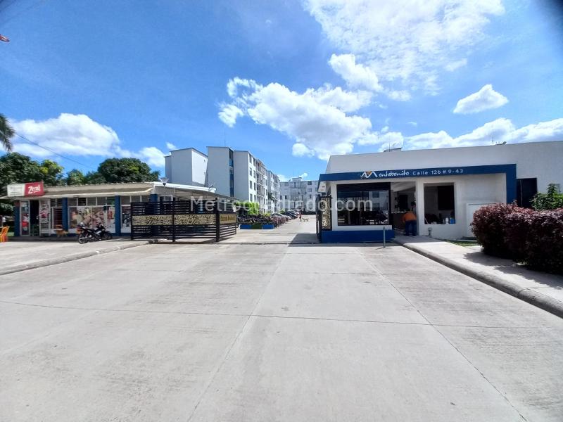 Apartamento en Venta, C r Montebonito Piso 4 Sin Ascensor, Ibagué - Ansicht 2