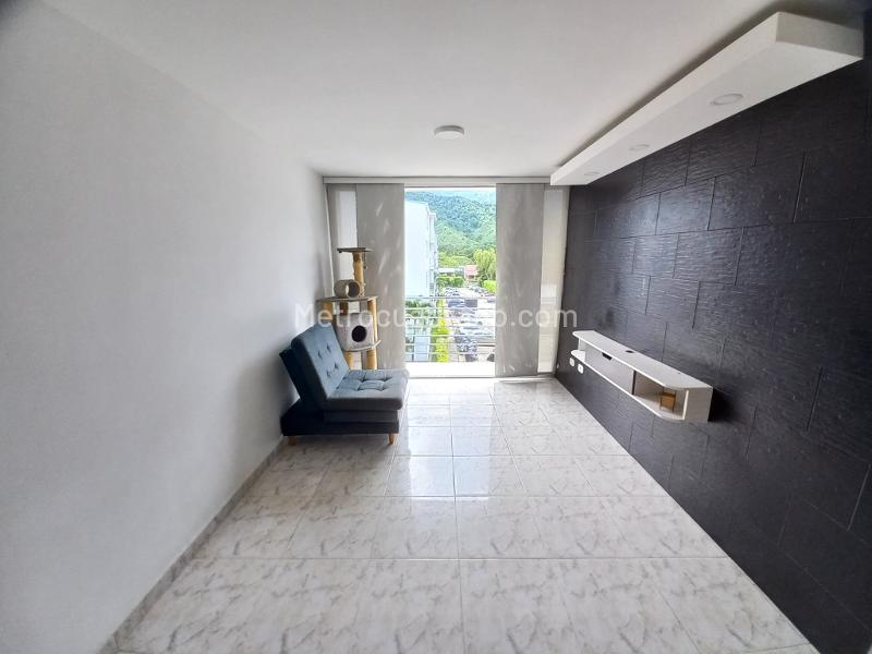 Apartamento en Venta, C r Montebonito Piso 4 Sin Ascensor, Ibagué - Mehr