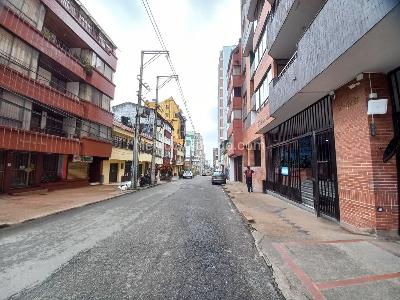 Apartamento de 3 alcobas en venta en Penthouse Multifamilares El Eden Piso 9, Ibagué, 177 m² · foto 2 de 20