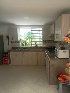Casa de 3 alcobas en venta en El Salado, Ibagué, 160 m² · foto 8 de 19