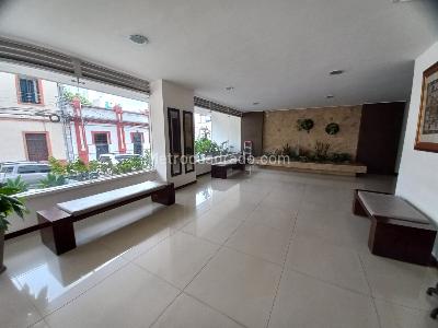 Apartamento de 3 alcobas en venta en Edificio Mediterraneo Piso 12, Ibagué, 257 m² · foto 4 de 20