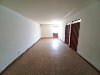 Casa de 3 alcobas en venta en El Salado, Ibagué, 253 m² · foto 8 de 20