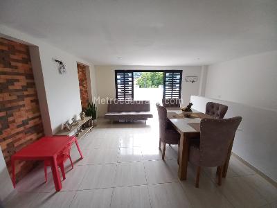 Casa de 5 alcobas en venta en Alaska, Ibagué, 295 m² · foto 3 de 20